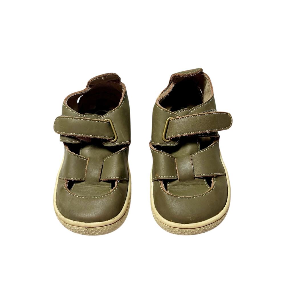 Livie & Luca Captain Sandals Size 6